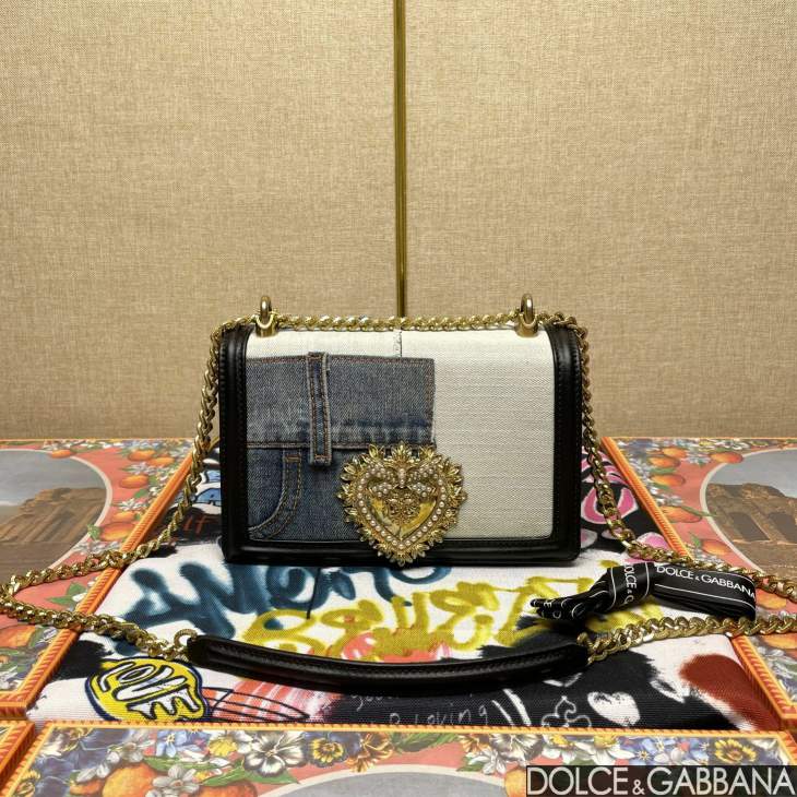 Picture of Dolce Gabbana Handbags _SKUfw212413032fw